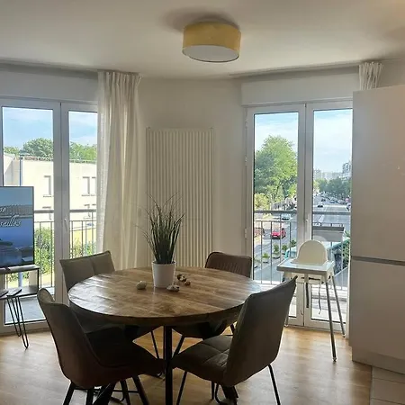 Le Timbaud, T4 Cosy, Balcon, Parking, Aux Portes De Paris * Drancy