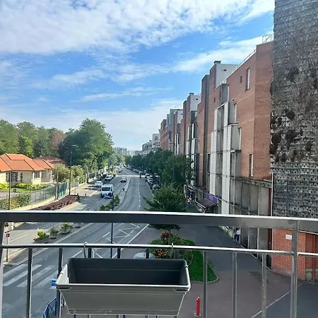 Le Timbaud, T4 Cosy, Balcon, Parking, Aux Portes De Paris Drancy