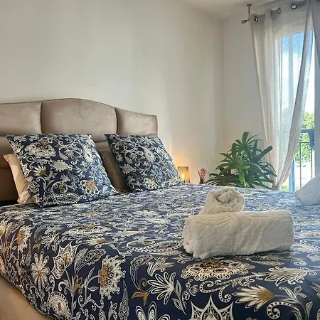 Le Timbaud, T4 Cosy, Balcon, Parking, Aux Portes De Paris *